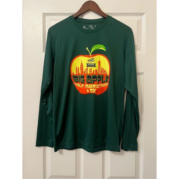 NYCRUNS 2023 BIG APPLE HALF MARATHON & 5K T-SHIRT - Picture 1 of 8